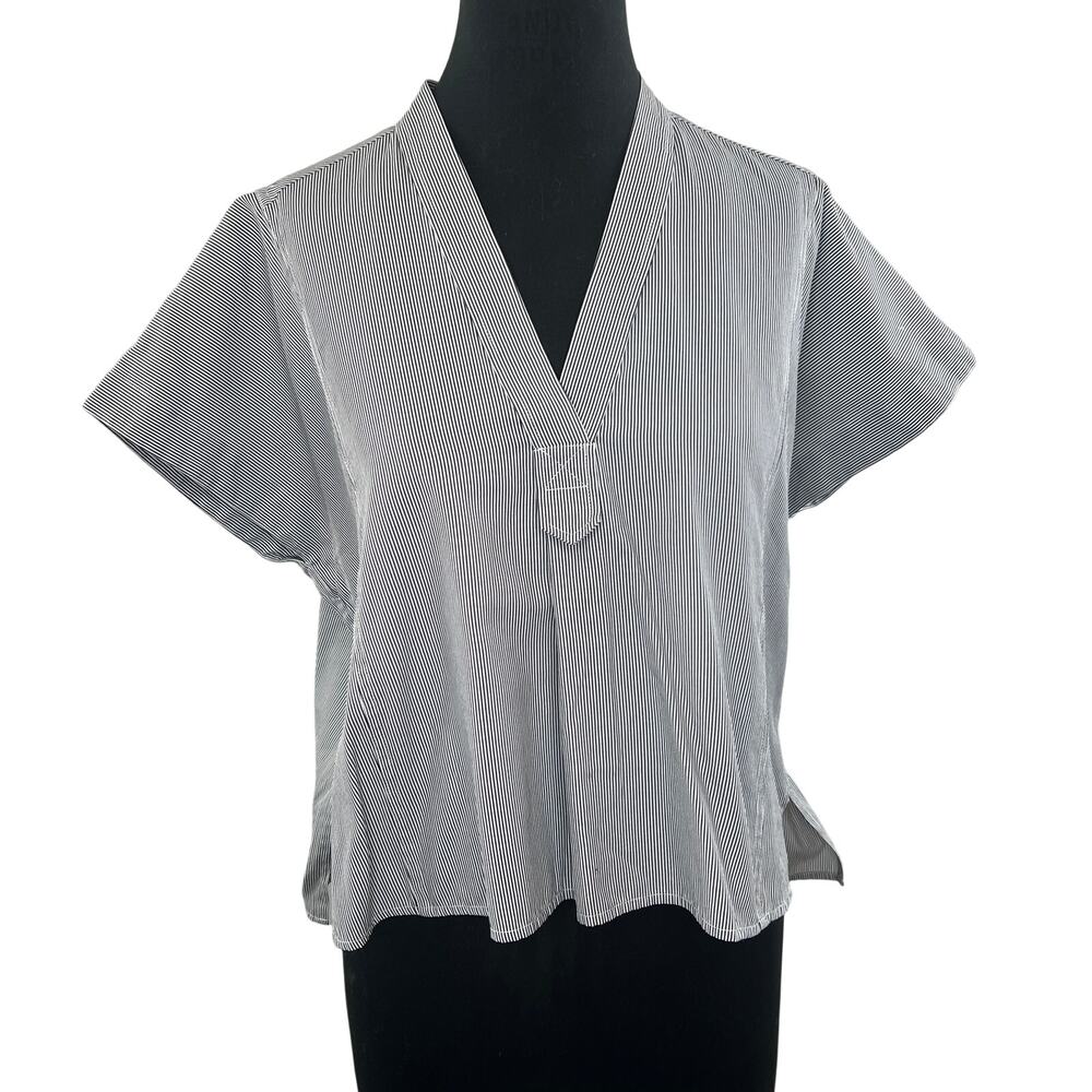 b+ab Blue White Seersucker Short Dolman Sleeve Boxy V-Neck Popover Top Blouse XS